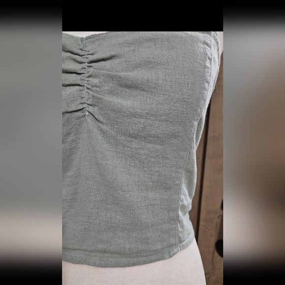 ABERCROMBIE Linen Blend Sweetheart Neckline Tailored Top In Sage. Size Medium - Picture 10 of 12